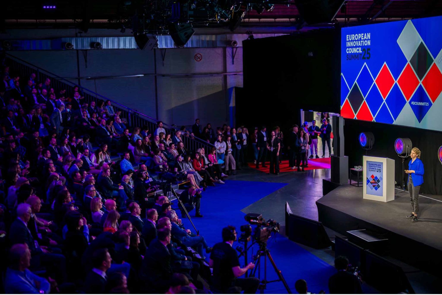 Steering Innovation at Sea: lomarlabs at the EIC Summit 2025 | Lomar Labs